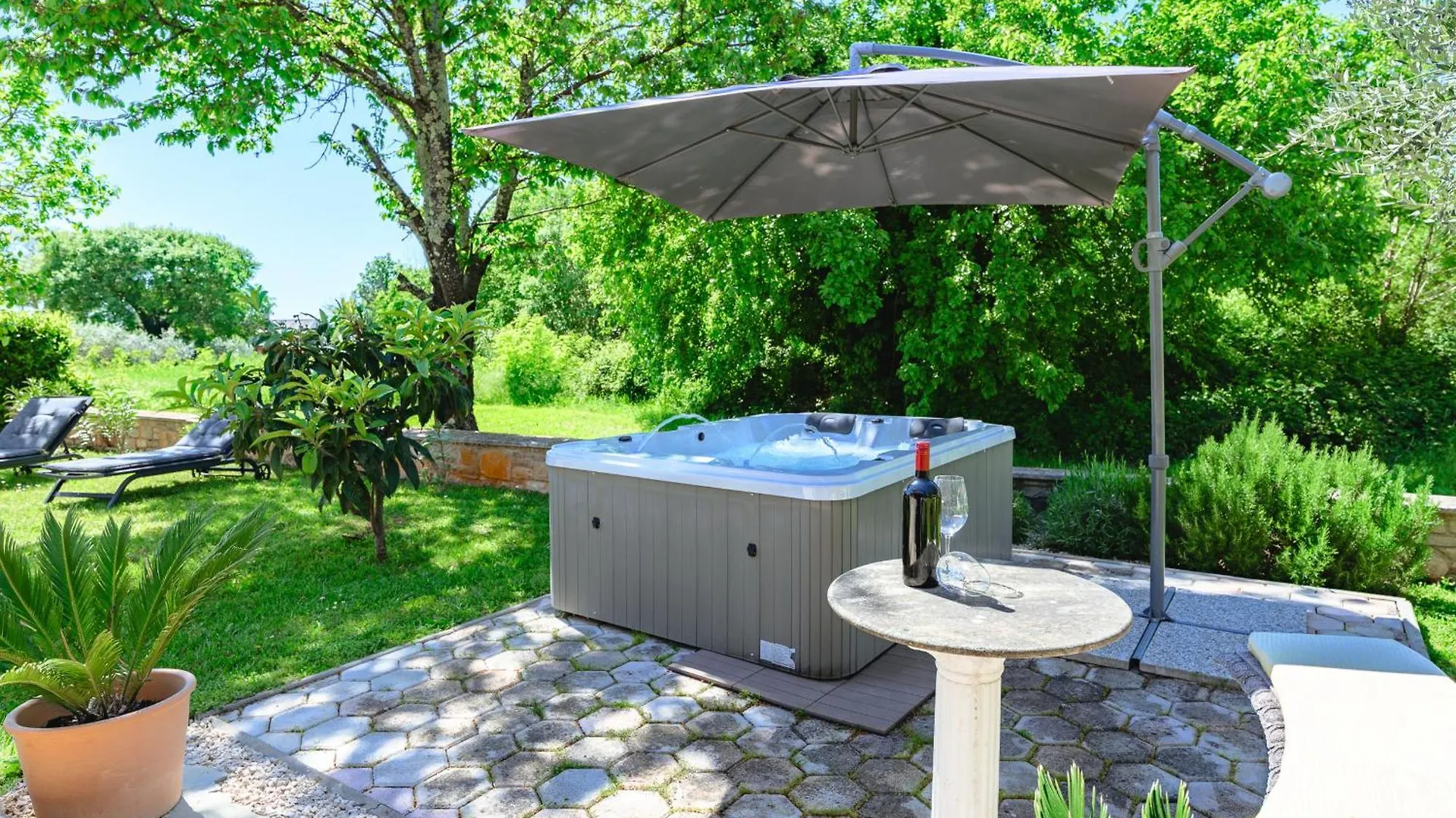 Willa Casa Toni With Whirpool In Kastelir, Istria Cerjani Dom wakacyjny